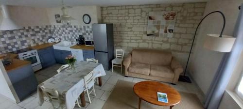 Les Ulmes Apartment | Gite Les Laurielles