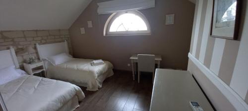 Les Ulmes Apartment | Gite Les Laurielles