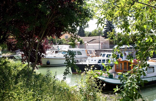 Vitry-le-Francois Cottage | GITE LES MOIGNOTTES LOTUS