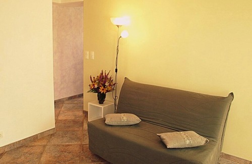 Sainte-Helene-du-Lac Apartment | Gite Les Platanes in STE HELENE DU LAC near the lake