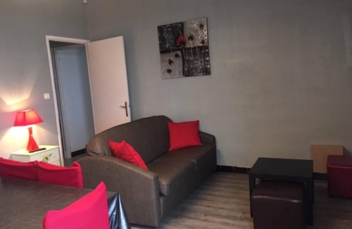 Carpentras Apartment | GITE LES TOURNESOLS 4/6 PERSONS