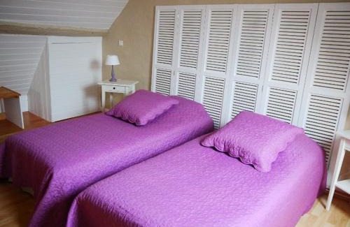 Vigny House | Gite Les Volets Rouges