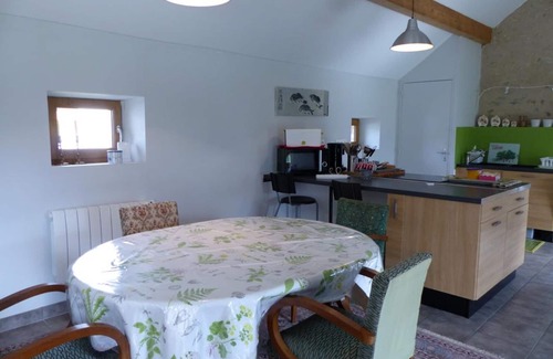 Louroux-de-Bouble Cottage | Gite Louroux-de-Bouble, 3 bedrooms, 6 persons