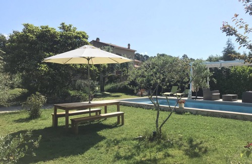 Bedoin Cottage | Gîte Lubéron in Bedoin at the foot of Mont Ventoux superb pool view Ventoux