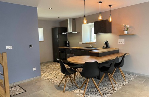 Maizieres Cottage | Gite Maizières, 2 bedrooms, 5 persons