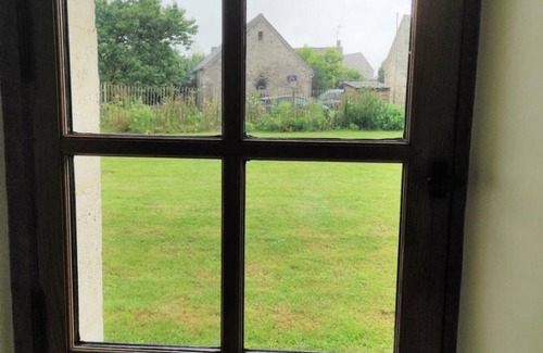 Montepilloy Cottage | Gite Montépilloy, 2 bedrooms, 4 persons