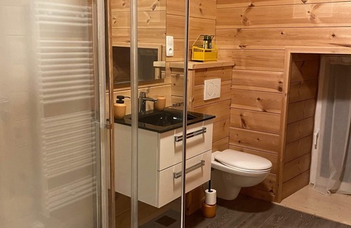 Ceyzerieu House | Gite * near Lac du Bourget