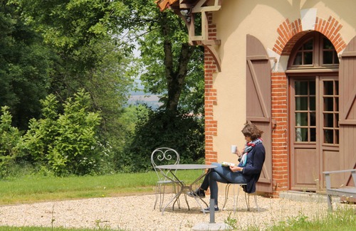 Le Pin House | Gite near Puy du Fou in the classified park of Roches Blanches