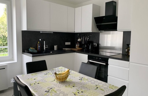 Baume-les-Dames Apartment | Gîte overlooking the Doubs, close to hiking trails