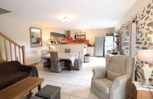 Paulhac Cottage | Gite Paulhac, 2 bedrooms, 5 persons