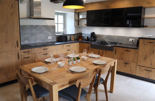Les Herbiers House | Gite Porthos