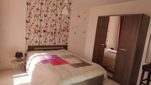 Formigny Apartment | Gite pour 6 ou chambre pour 2 à FORMIGNY