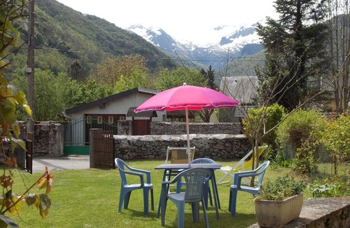 Ustou House | Gite Regional Natural Park Ariege Pyrenees