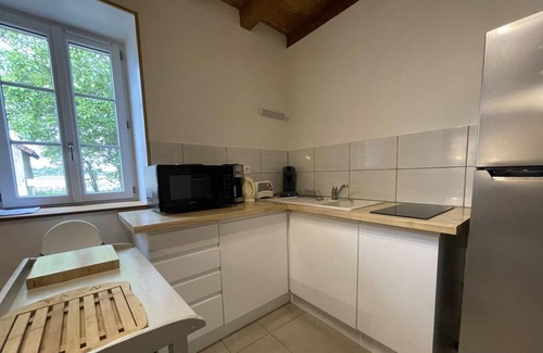 Rongeres Cottage | Gite Rongères, 1 bedroom, 2 persons