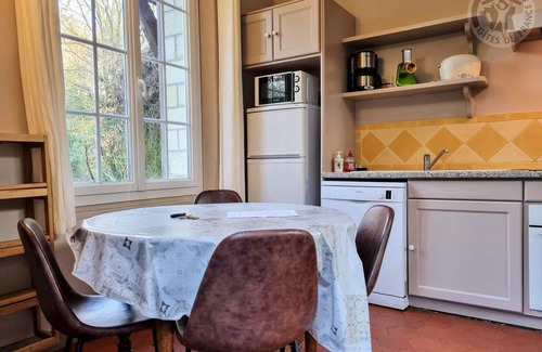 Ronquerolles Cottage | Gite Ronquerolles, 2 bedrooms, 5 persons