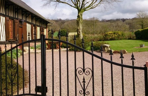 Sainte-Beuve-en-Riviere House | Gite Sainte-Beuve-en-Rivière, 3 bedrooms, 5 persons