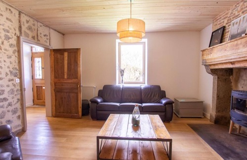 Saint-Estephe Cottage | Gite Saint-Estèphe, 3 bedrooms, 6 persons