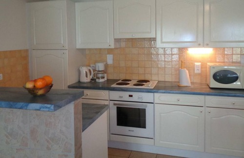 Saint-Alban-les-Eaux Cottage | Gite Saint-Alban-les-Eaux, 2 bedrooms, 4 persons