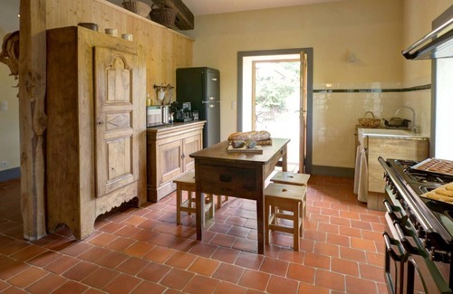 Saint-Just-la-Pendue Cottage | Gite St-Just-la-Pendue, 4 bedrooms, 8 persons