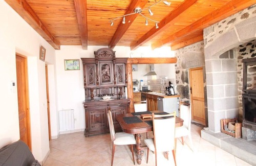 Talizat Cottage | Gite Talizat, 2 bedrooms, 4 persons