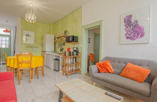 Villenauxe-la-Grande House | Gîte Villenauxe-la-Grande, 4 pièces, 6 personnes - FR-1-543-233