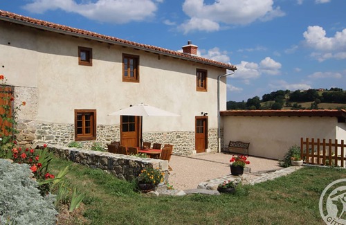 Virigneux Cottage | Gite Virigneux, 2 bedrooms, 6 persons