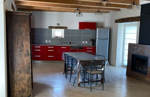 Saint-Andre-de-Cruzieres House | Gîte with swimming pool in stone house