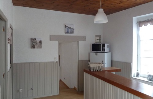 Saint-Vaast-la-Hougue Apartment | Gite with terrace, sheltered from the wind, not overlooked, 200m from a beautiful beach.