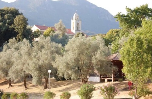 Grosseto-Prugna Ski Chalet | Gites 4/5 pers. in Grosseto-Prugna in Corsica between sea and mountains
