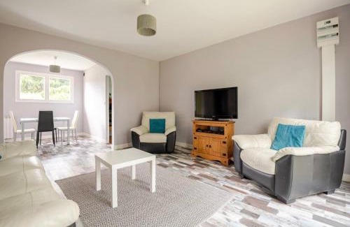 Chevanceaux House | Gites De Le Camus