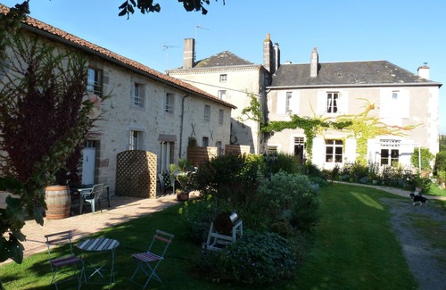 Mauleon Cottage | Gites des 3 pommes2 20 minutes from Puy Du Fou