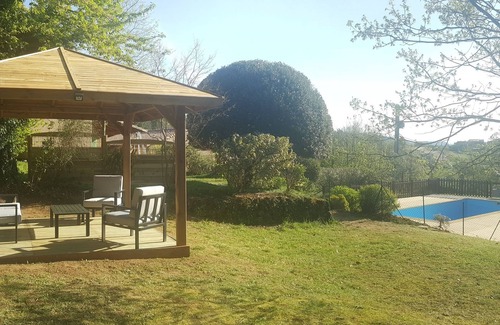 Tauriers House | GITES FOR RENT (AIR-CONDITIONED) WITH SWIMMING POOL VILLAGE DE TAURIERS