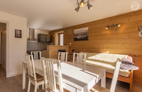 Saint-Michel-de-Maurienne House | Gites DE Beaune - LE Brequin
