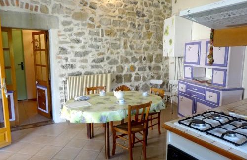 Saint-Paul-le-Jeune House | Gites les Eaux Claires