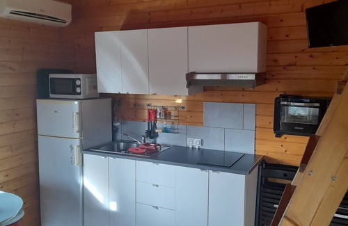 Saint-Paulet Ski Chalet | Gîtes Villa Caline 1 for 2 adults and 3 children max, private swimming pool