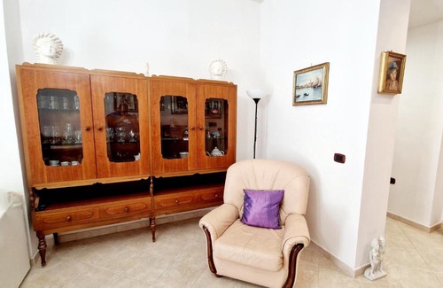 Monte Sacro Apartment | Giulia Home Apartment Metro Conca D'Doro Roma