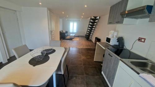 Plaine Centre Ville Apartment | Givors Centre Duplex meublé
