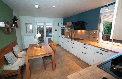 Ohlhof House | "Glücklich am Harz" dog-friendly vacation home with garden and fireplace