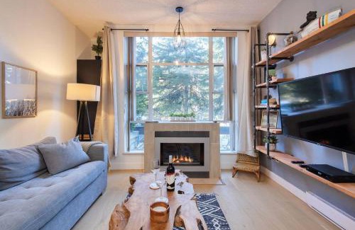 Blackcomb Apartment | Glacier Lodge Premiere Suite