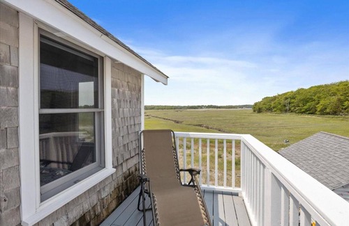 Minot House | Glades Manor: Minot Beach Scituate