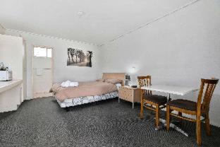 Gladstone Hotel | Gladstone CBD Motel