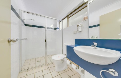 West Gladstone Hotel | Gladstone Palms Motor Inn