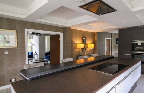 Wenvoe House | GLAMORGAN HOUSE, pet friendly, luxury holiday cottage in Cardiff