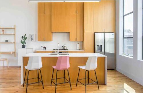 Knox - Henderson House | Glamorous Perfectly Located Luxury 2 Bed Townhome
