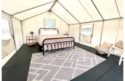 Buffalo Other | Glamourous Group Camping@ Buffalo Springs Farm