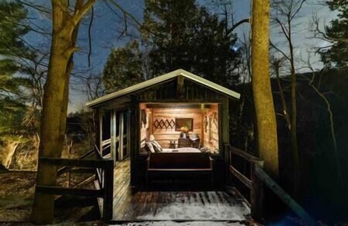 Lynx Cabin | Glamping Cabin | Huge Window | Valley and Cliff Views