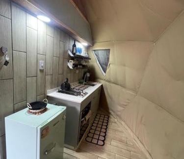 Bajos de Lircay Apartment | Glamping II Domo 7 Tazas con Tinaja