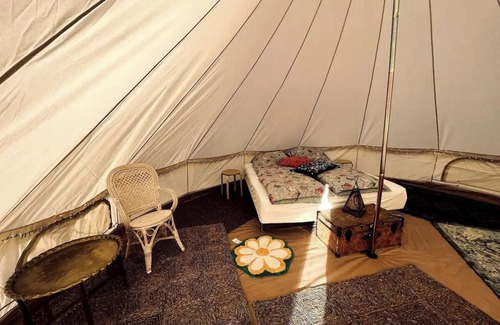 Hvolsvollur RV Rental | Glamping in Hvolsvöllur 4nn
