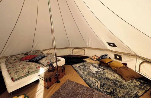 Hvolsvollur RV Rental | Glamping in Hvolsvöllur 4nn