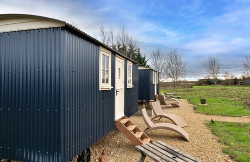 Brackley Ski Chalet | Glamping in Northamptonshire near Cotswolds